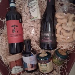 Rundumsorglos Paket Rotwein Prosecco Köstlichkeiten