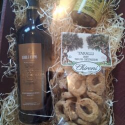 Rotweinpaket mit Colle Cupo, Taralli und Oliven